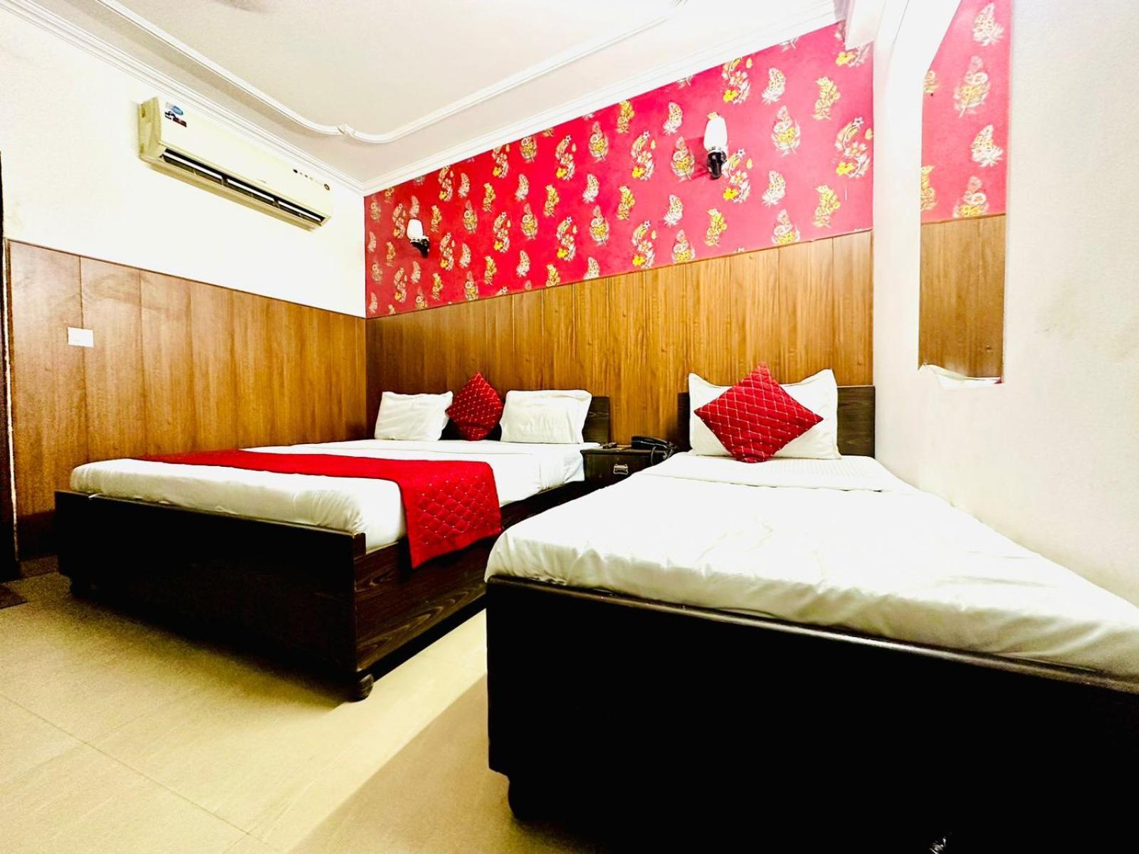 Hotel Galaxy Inn Near Delhi International Airport New Delhi Extérieur photo