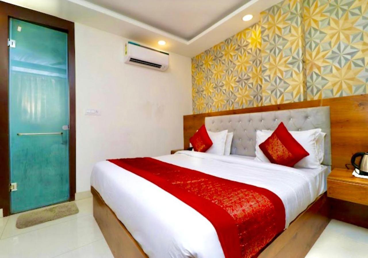 Hotel Galaxy Inn Near Delhi International Airport New Delhi Extérieur photo